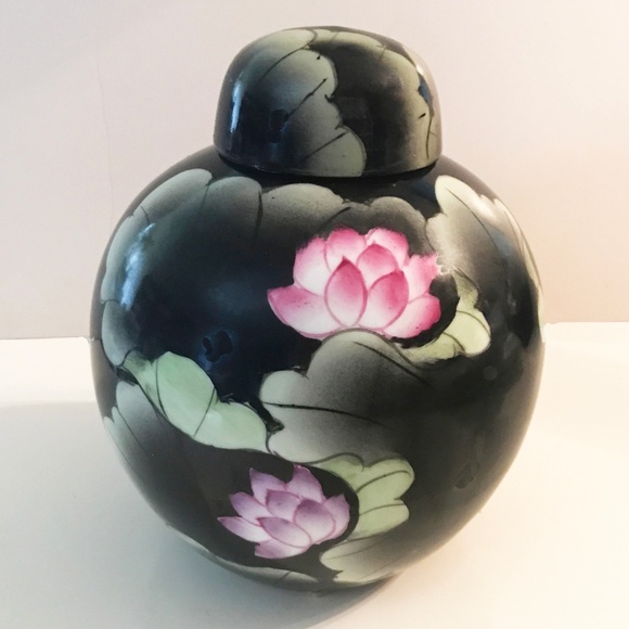 ANTIQUE PORCELAIN "WATER LILY" GINGER JAR VASE WITH LID 9.5 " TALL - Picture 1 of 7